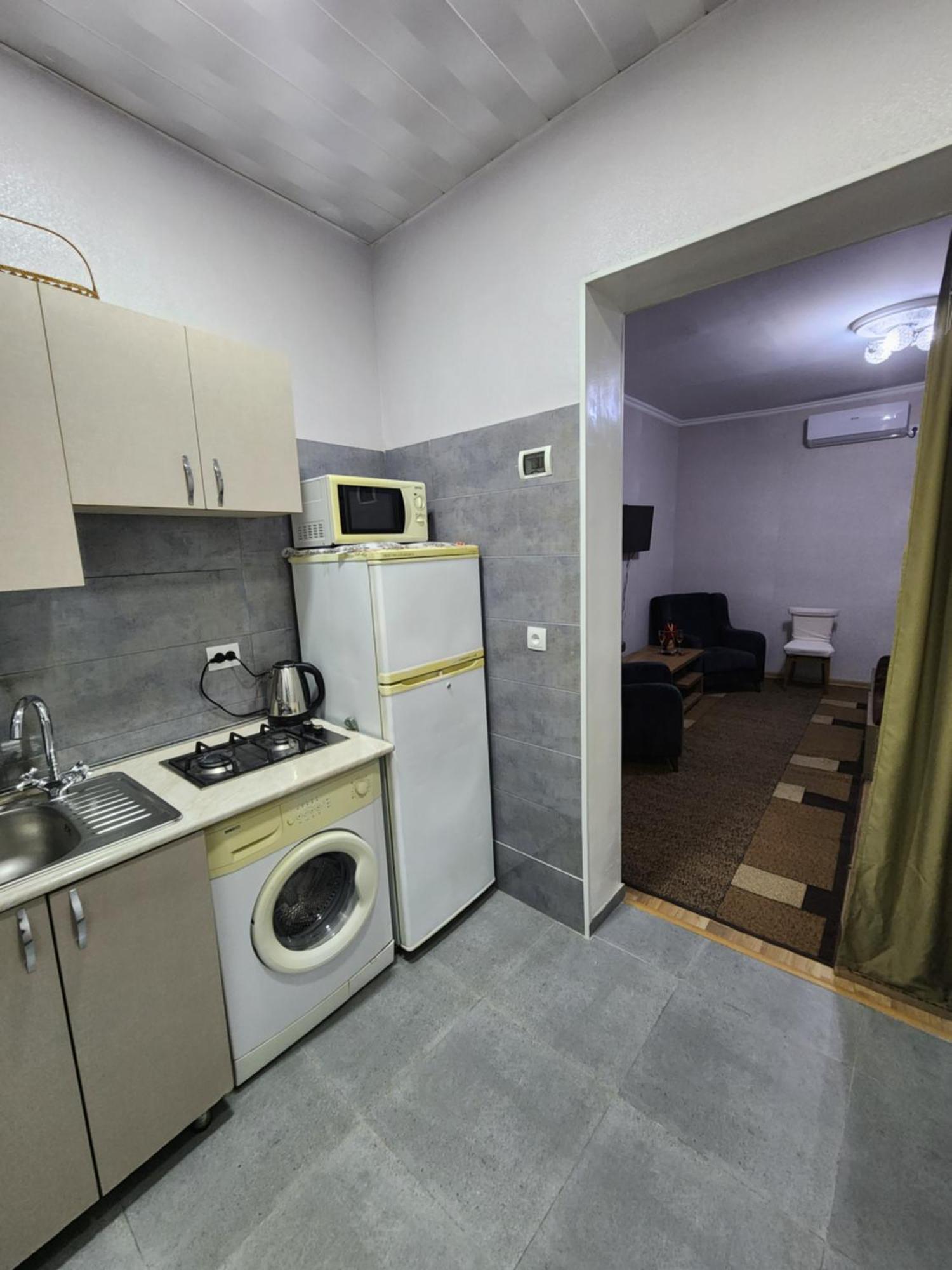 Nonaapartanent Tbilisi Exteriör bild